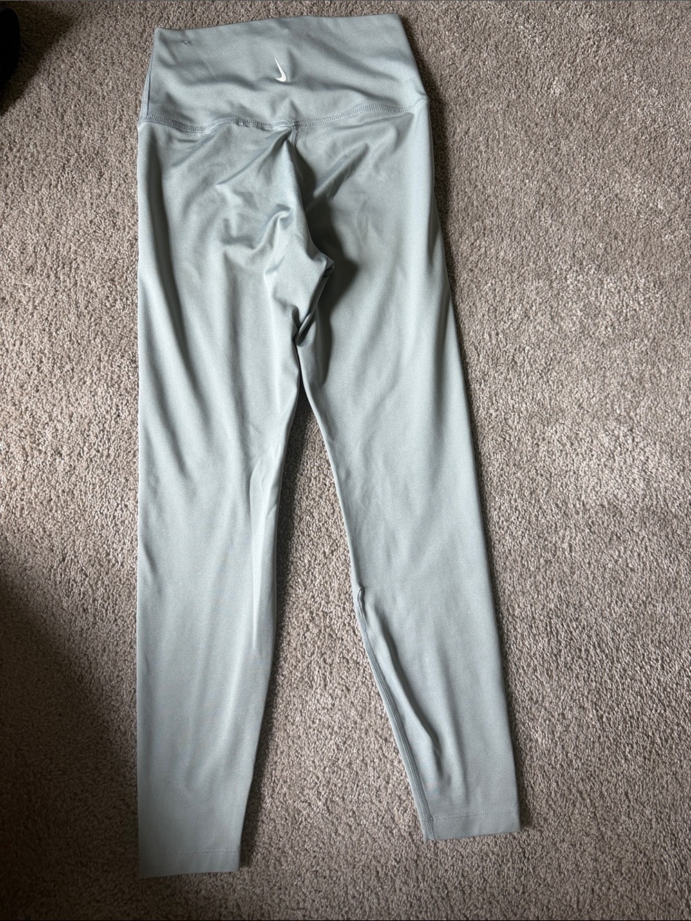 Nike Sage Green High-Rise Performance Leggings
